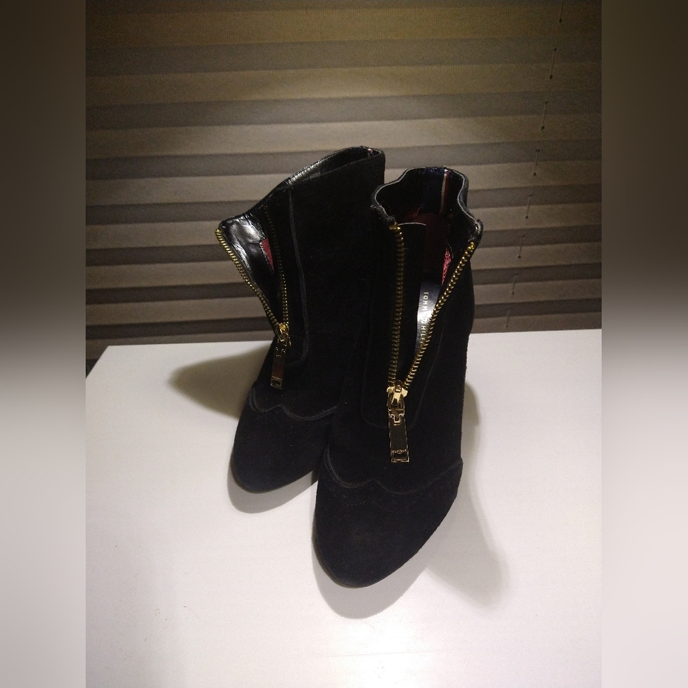 Tommy Hilfiger Heels
